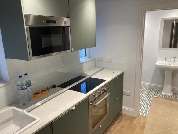 Kitchen 2.jpg
