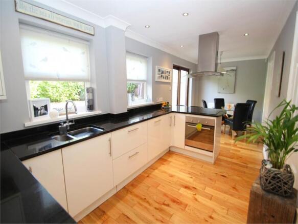 Kitchen 1