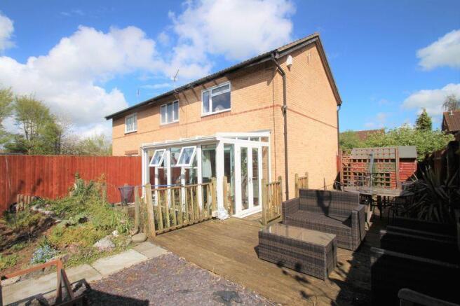 Side/rear garden