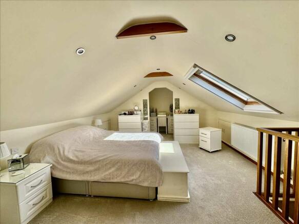 PRINCIPLE BEDROOM