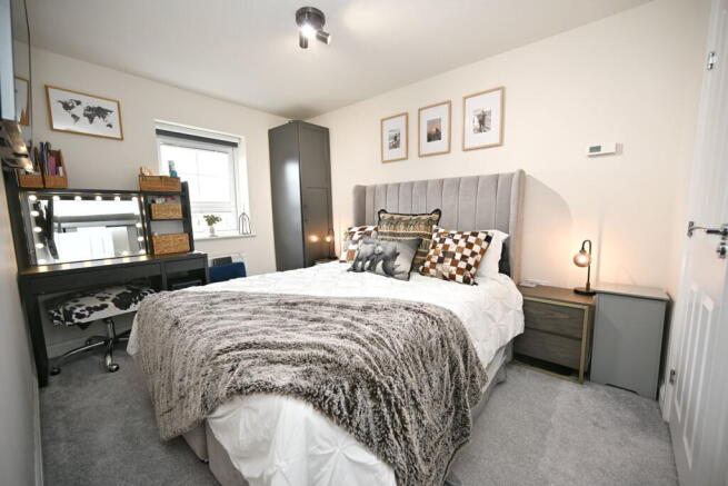 3 bed Semi-Detached for sale Image 9