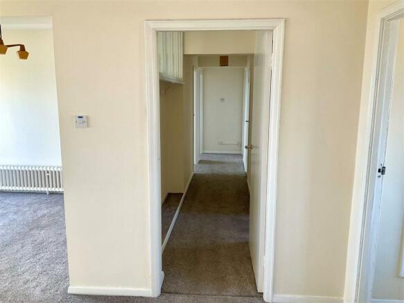 Hallway.jpg