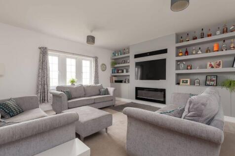 33 Whinstone Place, Ratho EH28 8AD