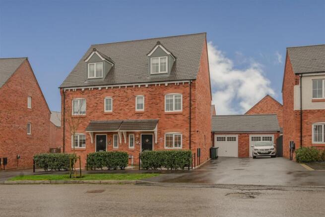 3-bed semi-detached on Stirling Road, Midway, £270,000