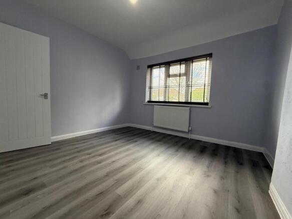 WhatsApp Image 2026-04-20 at 15.59.18 (11).jpeg