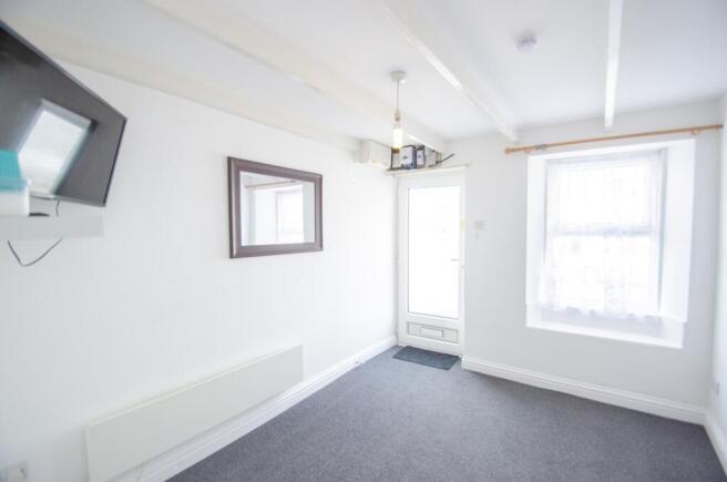 4 St leonards TPS Bodmin 01208 74182-01