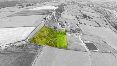 Whinstones, Briery Busk Farm, Green Moor, S36 2AS
