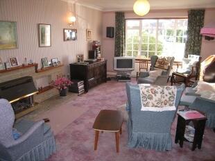 Sitting/Dining Room