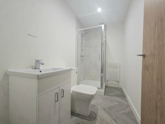 2 bed Apartment to rent Image 7
