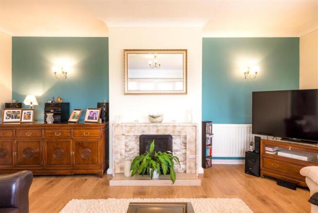5 Park Avenue, Brecon-24.jpg