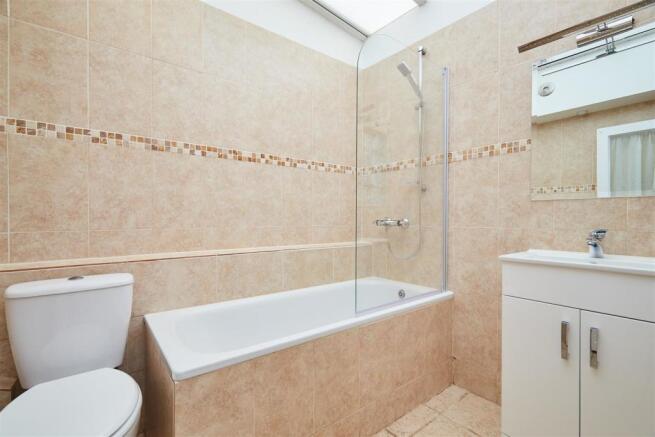 Lettings Brook Green Bradmore Park Road  - Bathroo