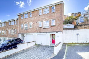 18, Rogers Drive, Saltash PL12 6JP
