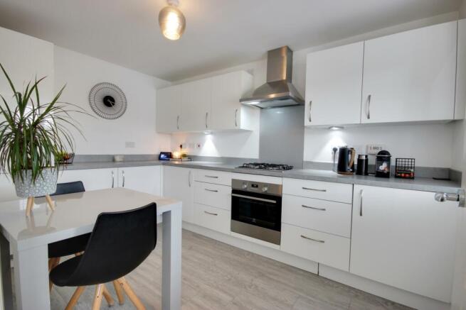 4 bed Terraced for sale Image 3