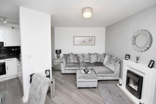 Malahide Court, Widnes WA8 9SF photo 4