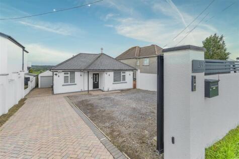 Port Road East, Barry