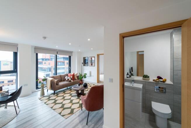 2 bed Apartment to rent Image 6