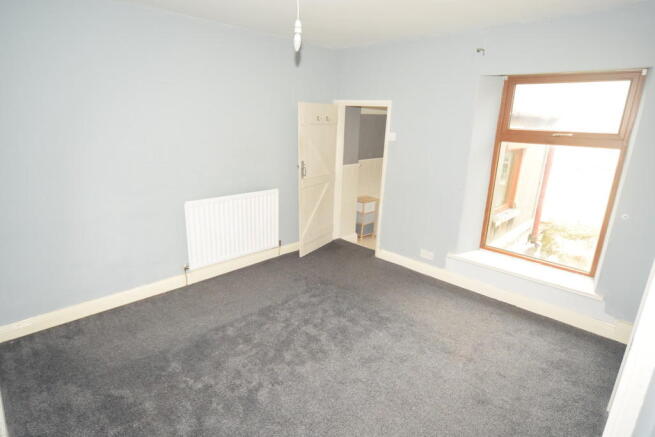 BEDROOM  2 