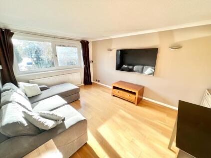 Henley Drive, Frimley Green
