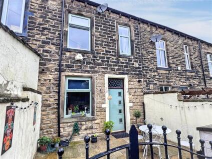 Clayton Terrace, Cullingworth, Bradford, BD13 5DR