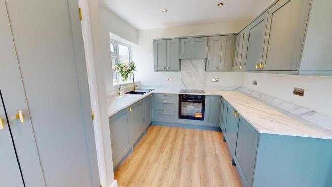 3 bed Semi-Detached for sale Image 7