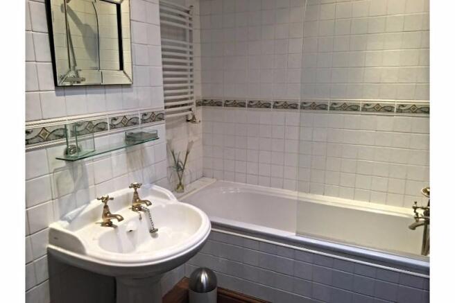Master En-suite