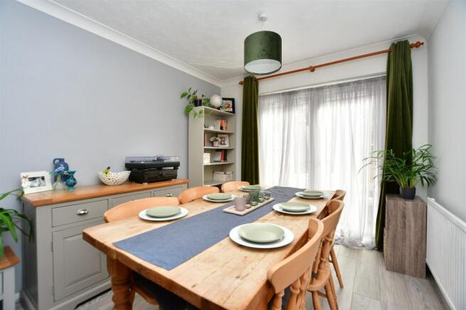 Lounge/Diner