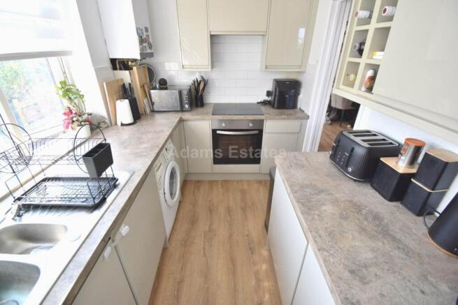 Mowbray Drive, Reading photo 4