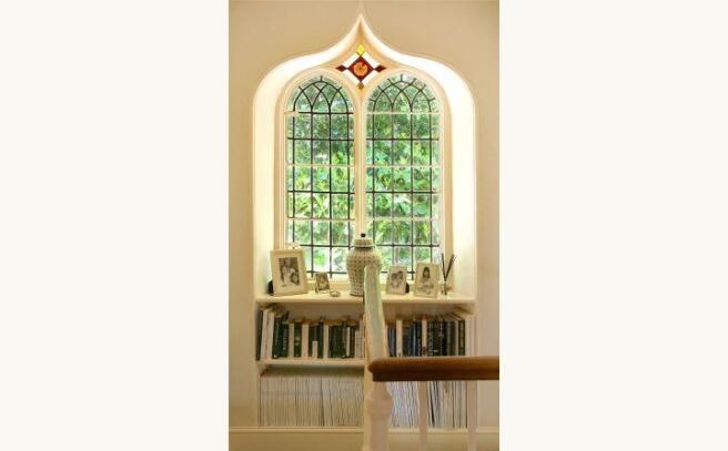 Feature Window