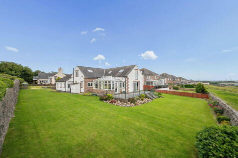 8 The Headlands, Heysham, Morecambe, LA3 2RX