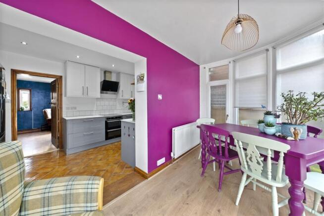 3 bed Semi-Detached for sale Image 10