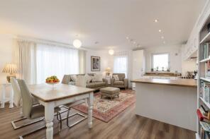 Flat 3, 10, Sandpiper Drive, Newhaven, Edinburgh EH6 6QJ