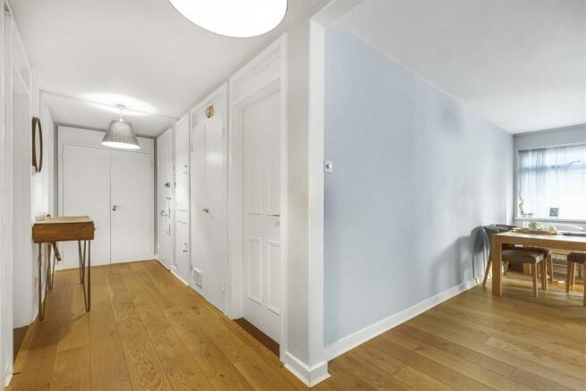 J use_Courtlands_TW10-10.JPG
