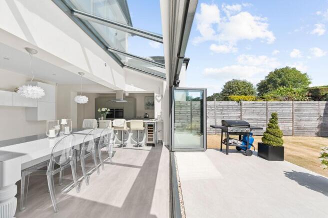 4 bed Detached for sale Image 12