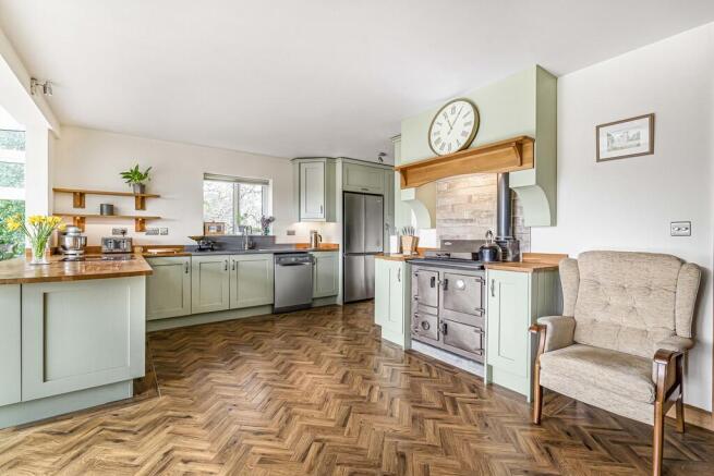 Kitchen (2)