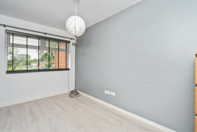 151 Rowood Drive B92 9LL-1_lo.jpg