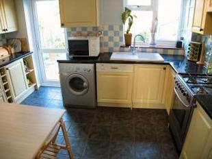 KITCHEN 126 X 89