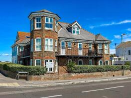 Flat 1, 14 Beachcrest, Queens Road, Lee-on-the-solent PO13 9AH