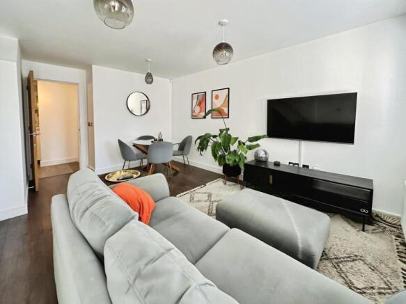 pbox-living_room-341761.jpeg