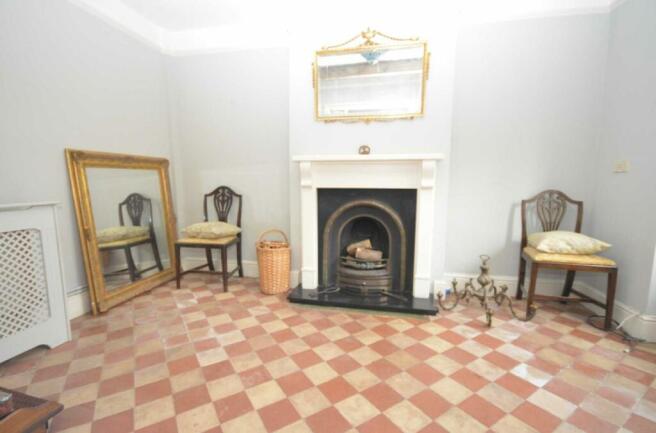 market lounge.jpg