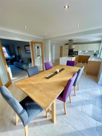 Dining Kitchen.jpg