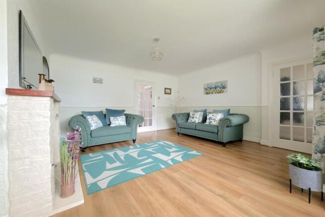 3 bed Terraced for sale Image 5
