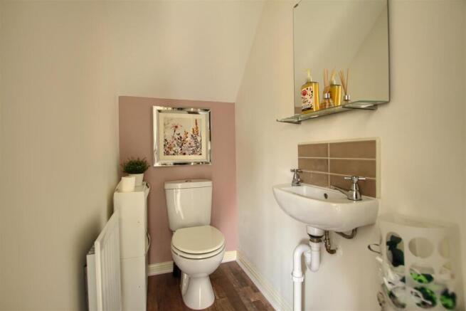 2 bed Semi-Detached for sale Image 5