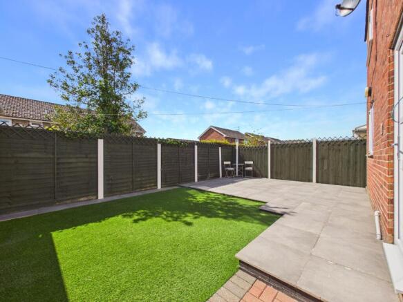 4 bed Detached for sale Image 4