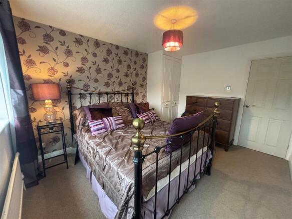 front bedroom.jpg