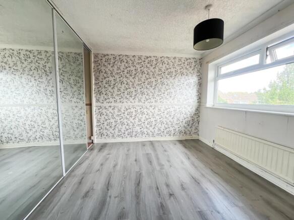 3 bed Semi-Detached for sale Image 12