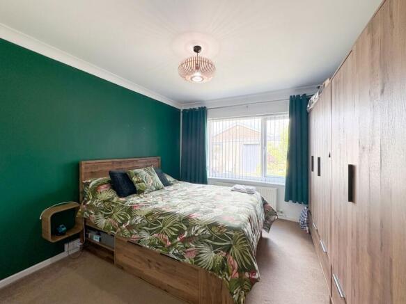 2 bed Detached Bungalow for sale Image 10