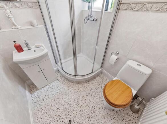 2 bed Semi-Detached for sale Image 10