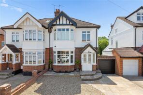 46, Deyncourt Gardens, Upminster RM14 1DF