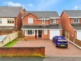 27, Nest Common, Walsall WS3 5AZ