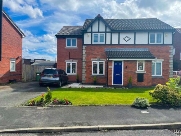 For Sale - Wokefield Way